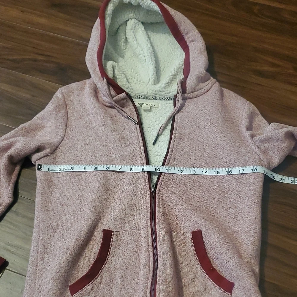 Roxy Light Pink Hooded Sherpa Fleece Hooded Jacket with Maroon Trim - Picture 4 of 9